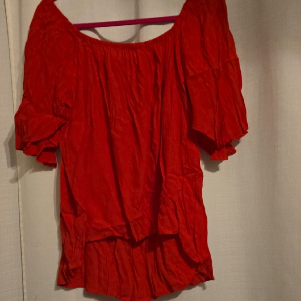 VENUS Red Off-Shoulder Puff Sleeve Blouse
